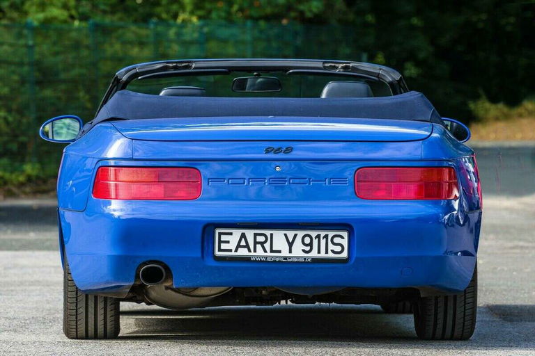 Porsche 968