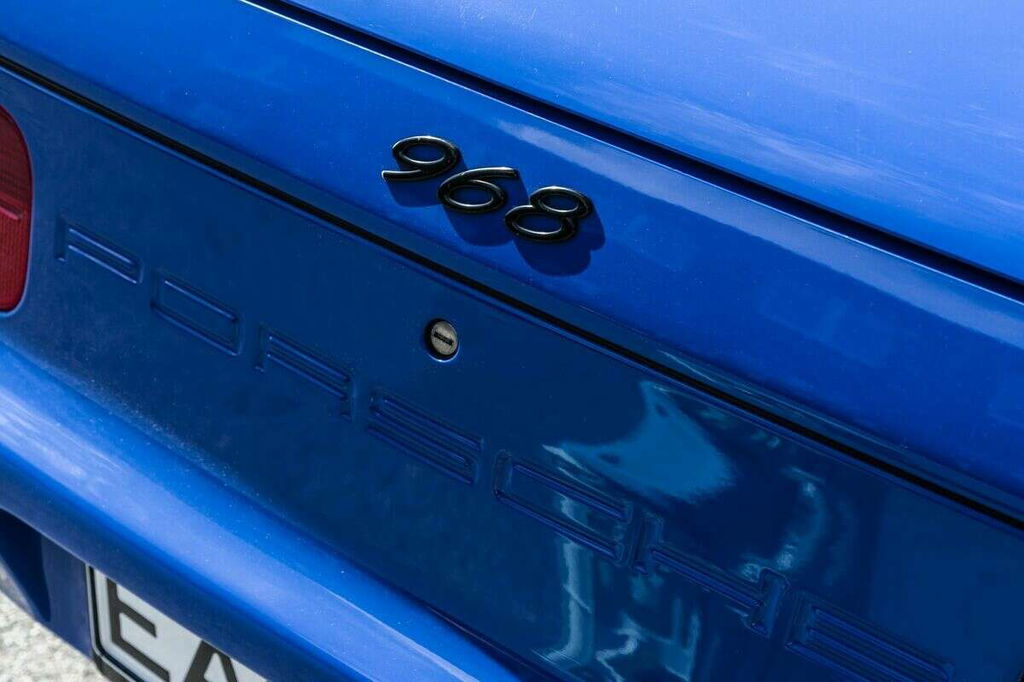 Porsche 968
