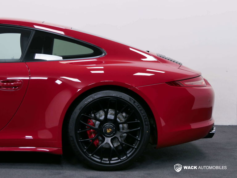 Porsche 991 Carrera 4 GTS