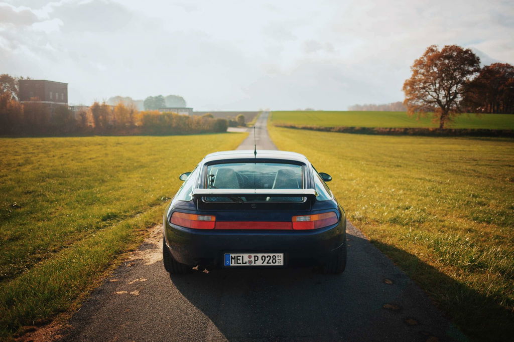 Porsche 928 GTS