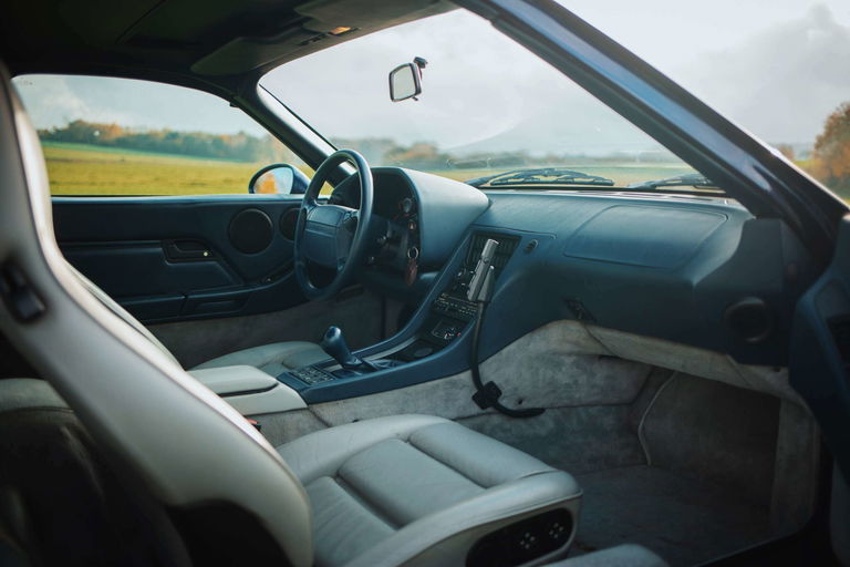 Porsche 928 GTS
