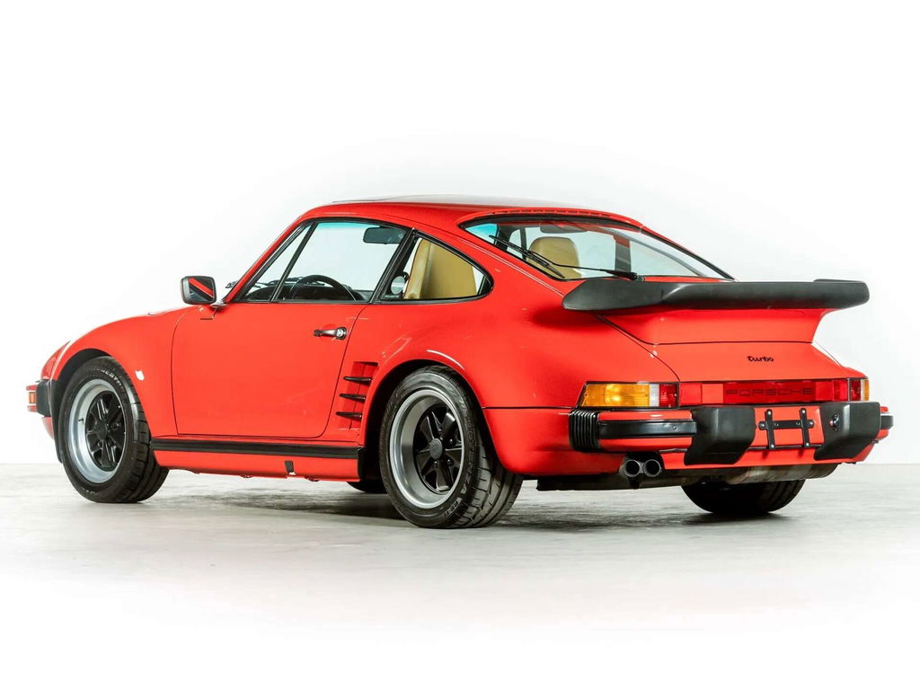 Porsche 911 Turbo Flachbau