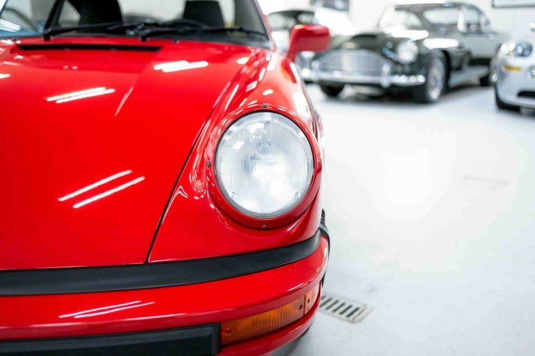 Porsche 911 Carrera 3.2