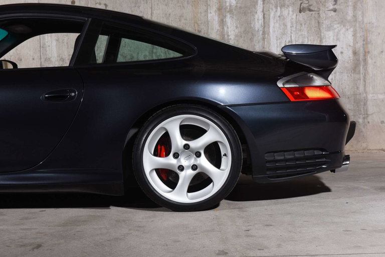 Porsche 996 Carrera 4S