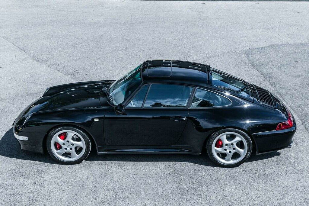 Porsche 993 Carrera 4S