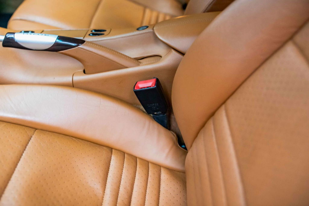 Porsche 996 Carrera 4 Millennium Edition