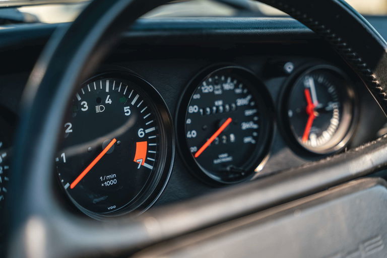 Porsche 911 Carrera 3.2