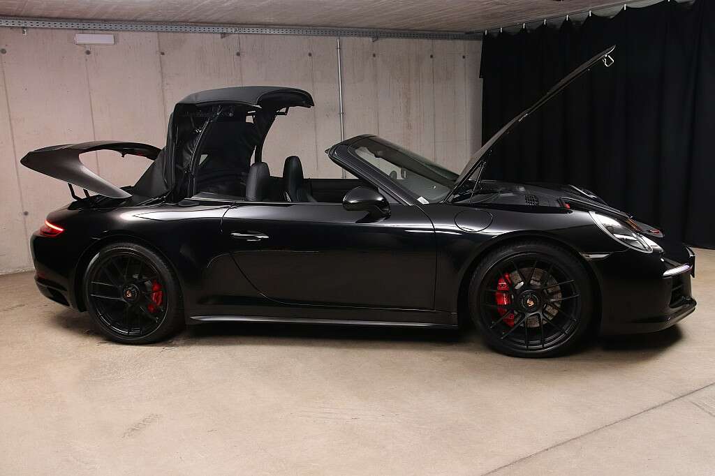 Porsche 991.2 Carrera 4 GTS