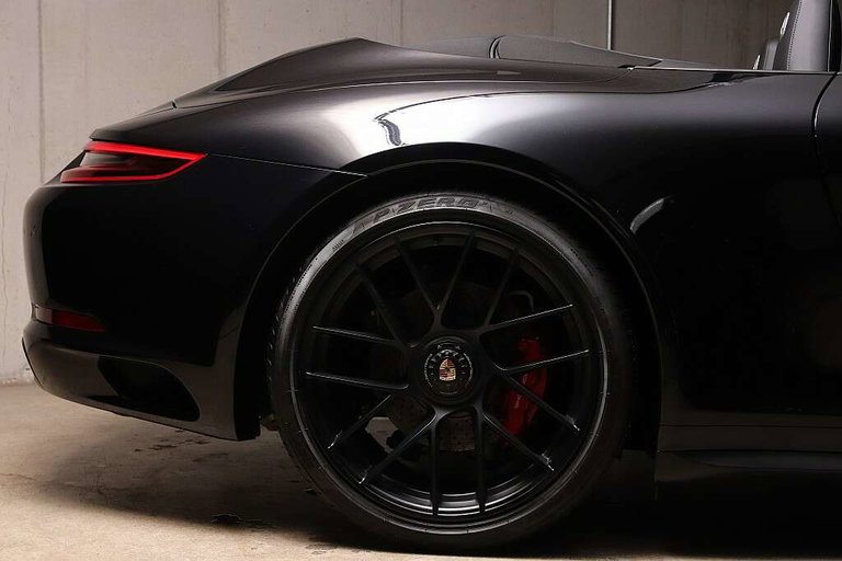 Porsche 991.2 Carrera 4 GTS
