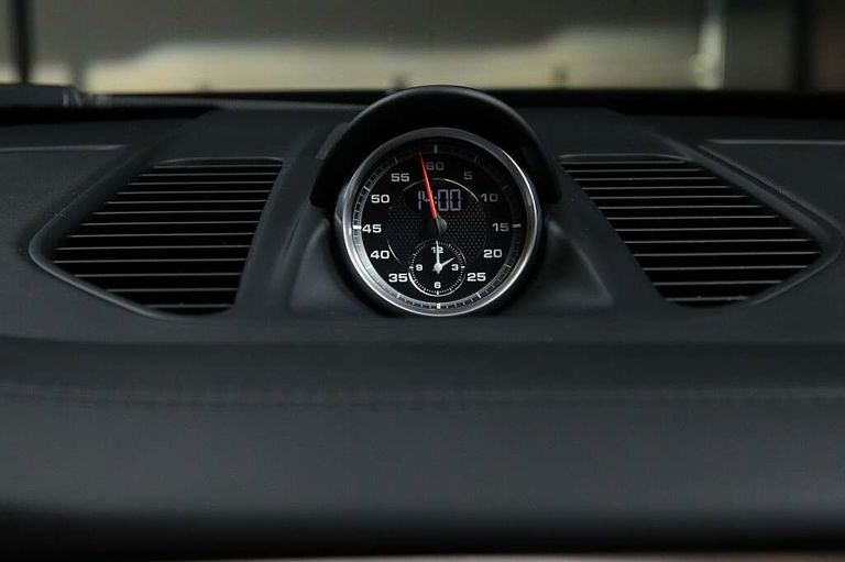 Porsche 991.2 Carrera 4 GTS