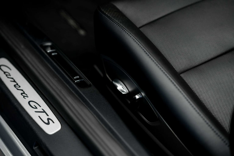 Porsche 991.2 Carrera GTS