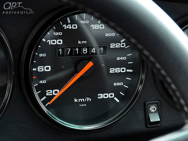 Porsche 964 Carrera 4