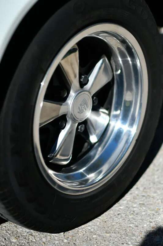 Porsche 911 Carrera 2,7