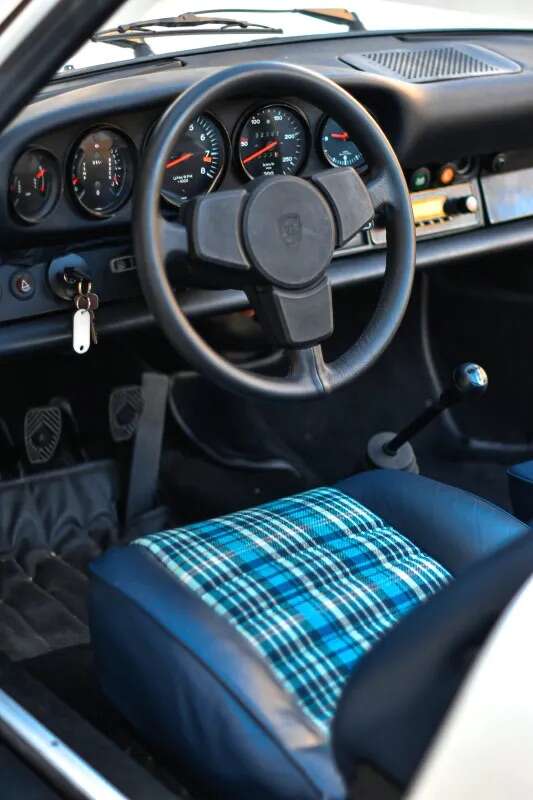 Porsche 911 Carrera 2,7