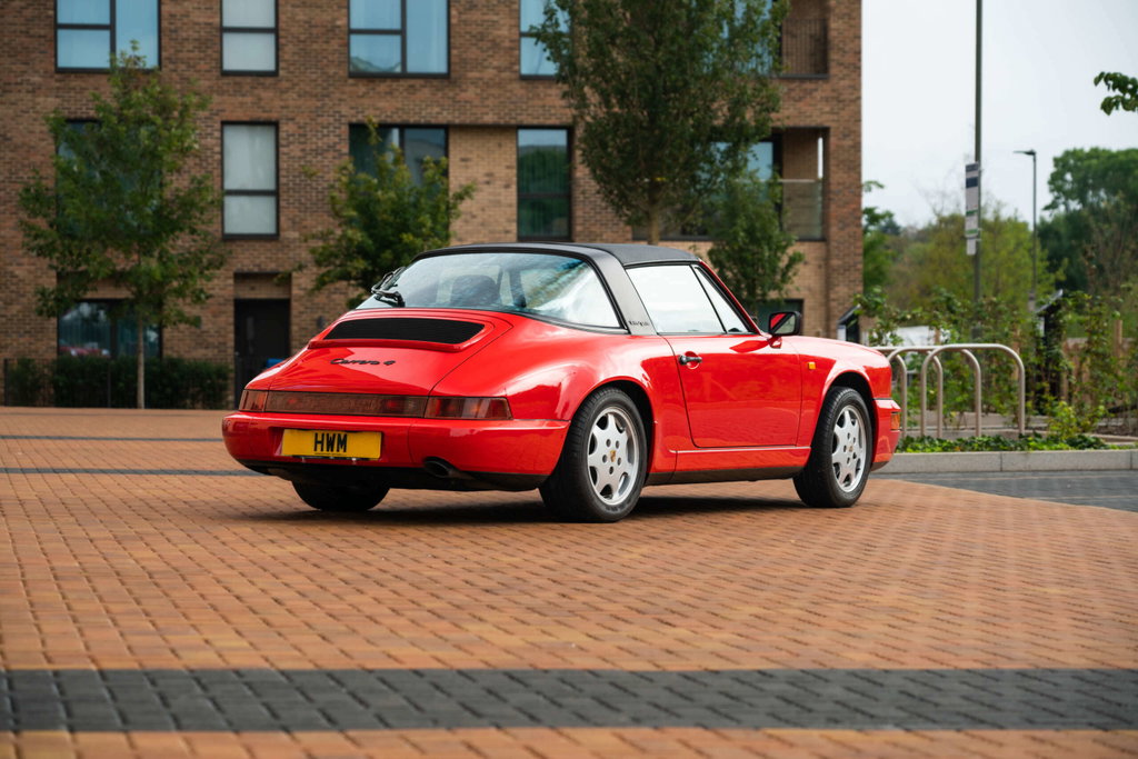 Porsche 964 Carrera 4