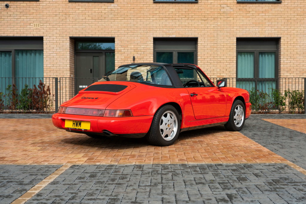 Porsche 964 Carrera 4