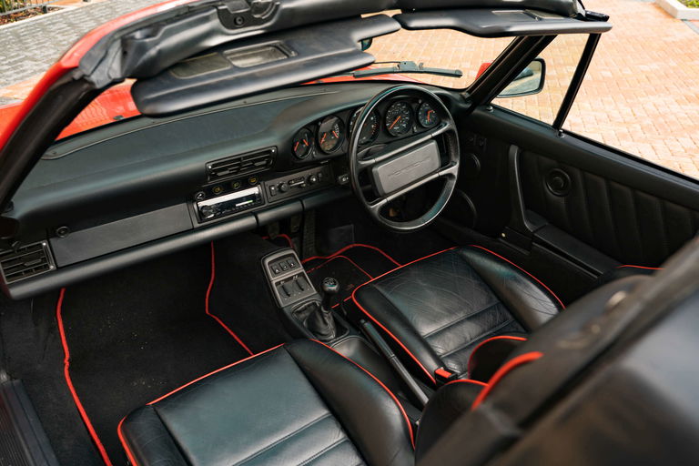 Porsche 964 Carrera 4