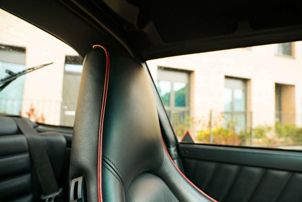 Porsche 964 Carrera 4