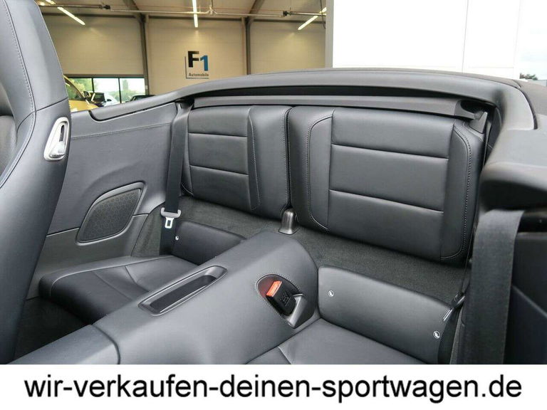 Porsche 991 Carrera GTS