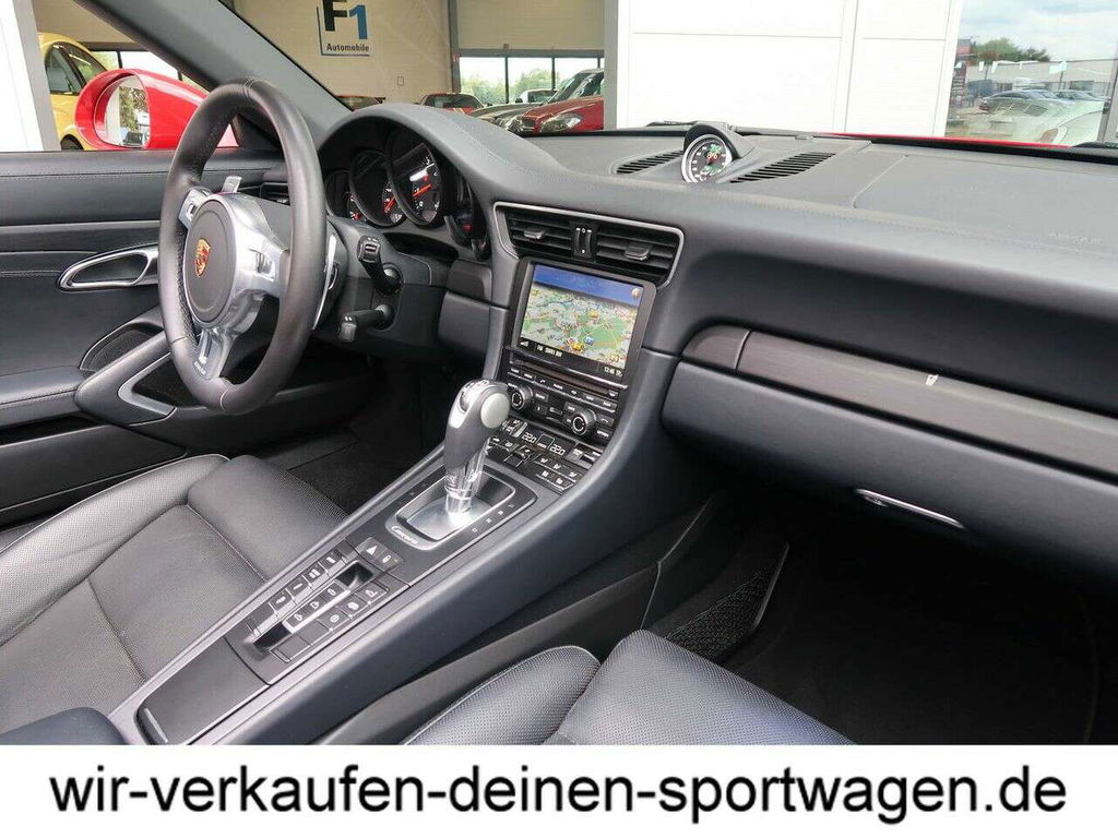 Porsche 991 Carrera GTS