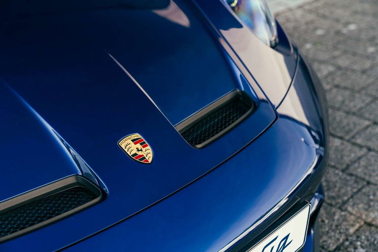 Porsche 992 GT3 Touring