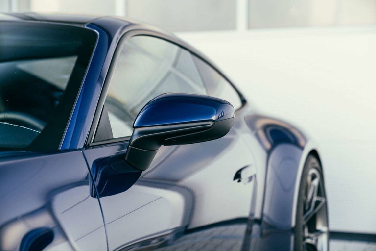 Porsche 992 GT3 Touring