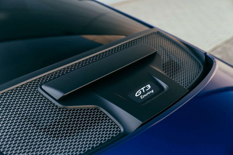 Porsche 992 GT3 Touring