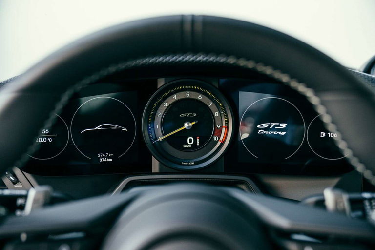 Porsche 992 GT3 Touring