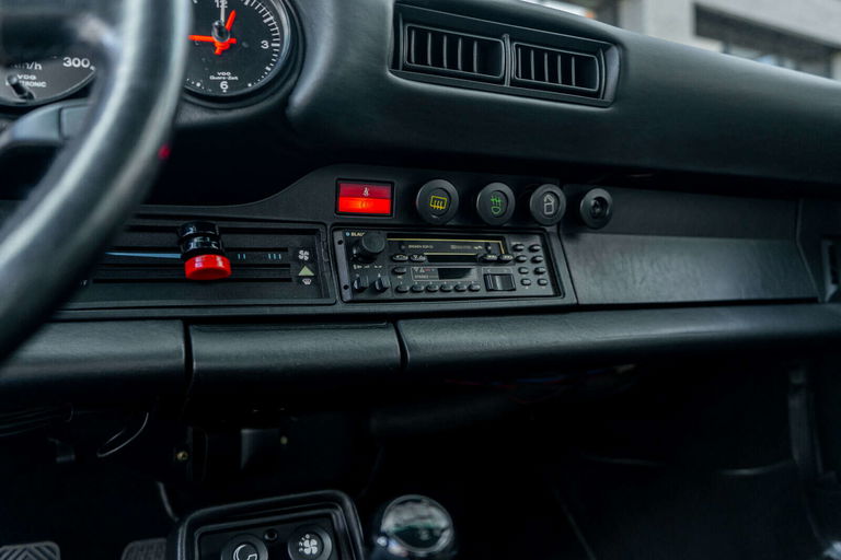 Porsche 911 Turbo 3.3