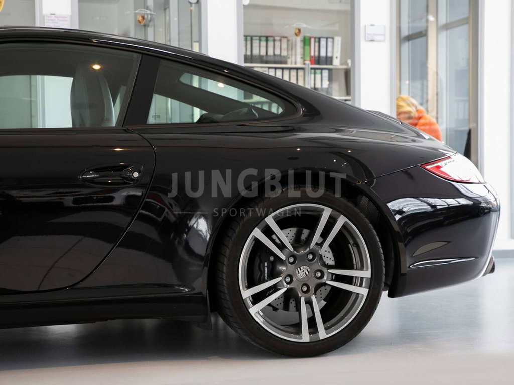Porsche 997.2 Carrera Black Edition