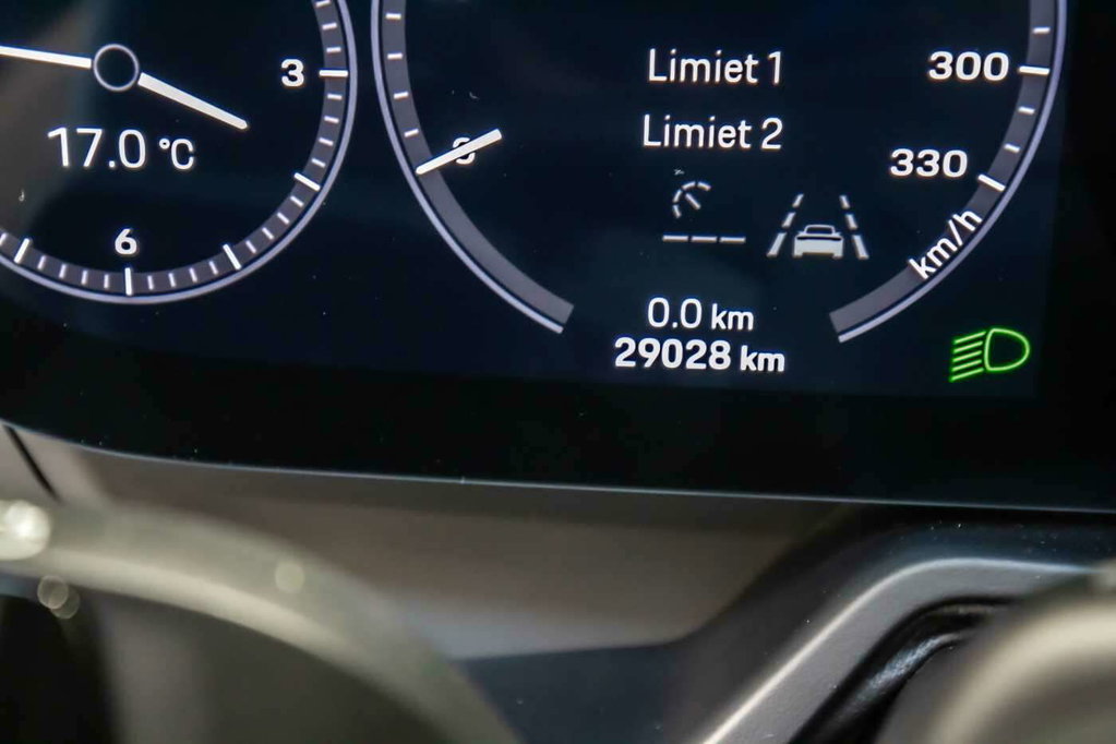 Porsche 992 Carrera
