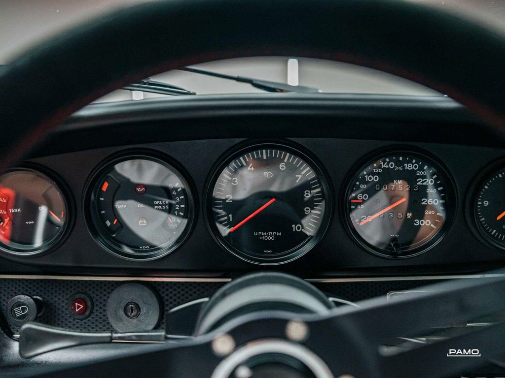 Porsche 911 S (F-Modell)