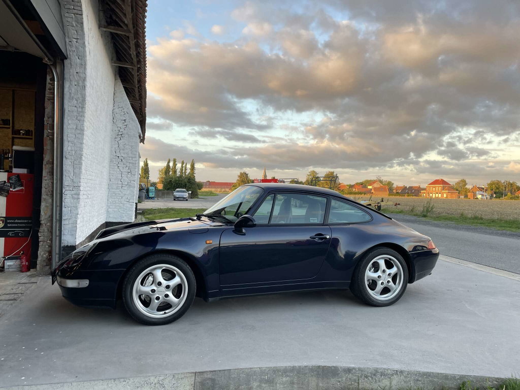 Porsche 993 Carrera 4