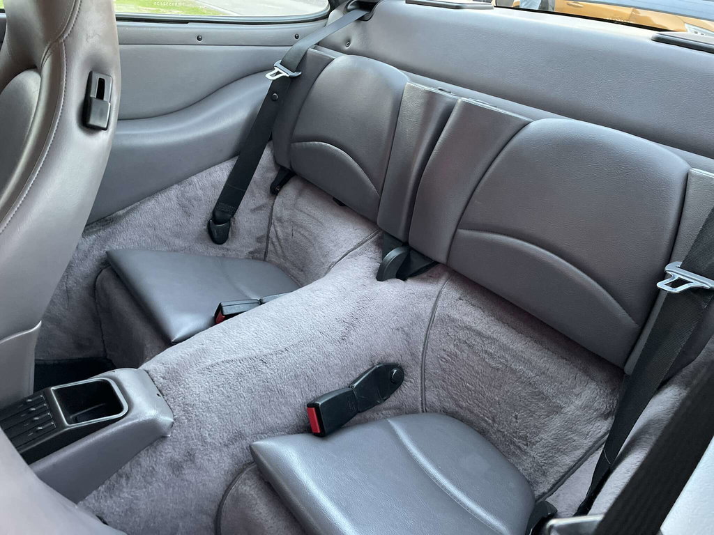 Porsche 993 Carrera 4