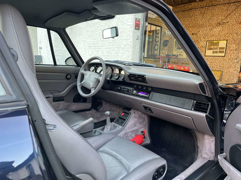 Porsche 993 Carrera 4