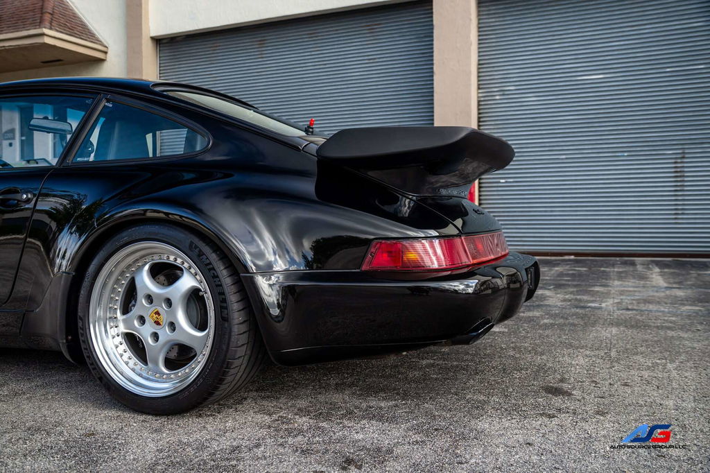 Porsche 964 Turbo