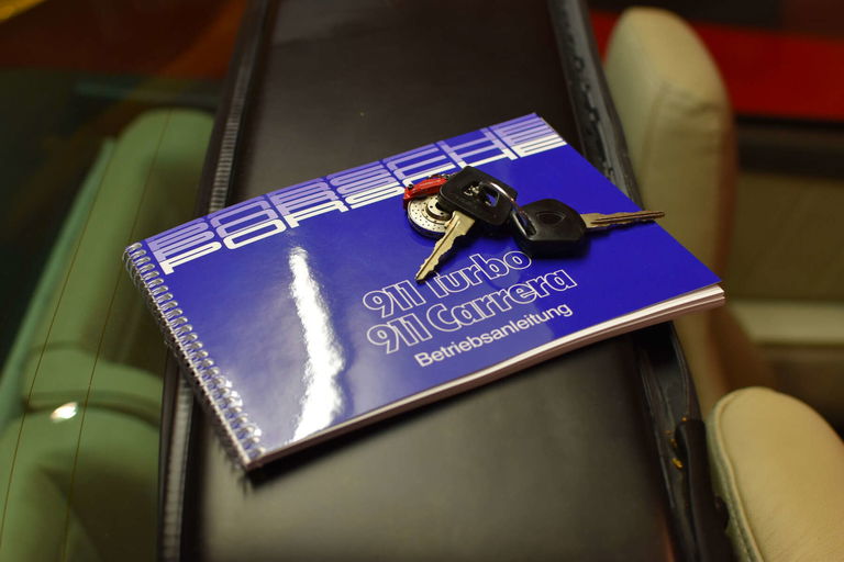 Porsche 911 Carrera 3.2 WTL