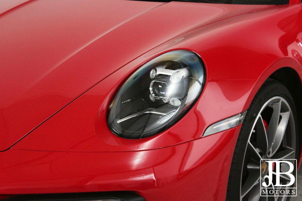 Porsche 992 Carrera 4S