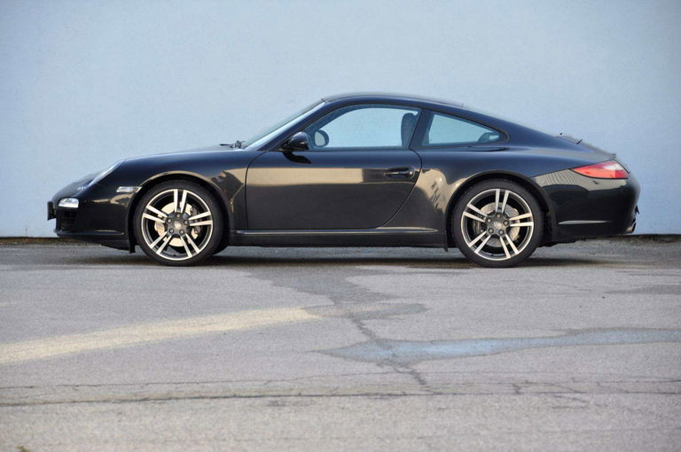 Porsche 997.2 Carrera Black Edition