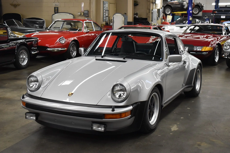 Porsche 911 Turbo 3.0 (US)