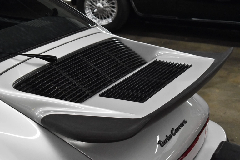 Porsche 911 Turbo 3.0 (US)