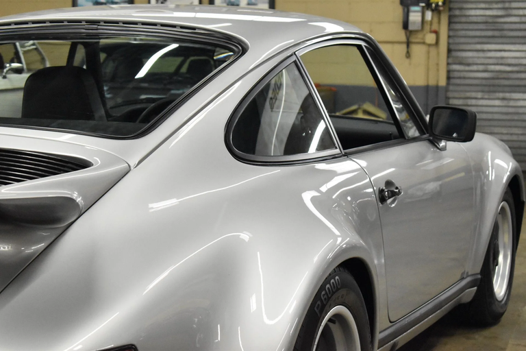 Porsche 911 Turbo 3.0 (US)
