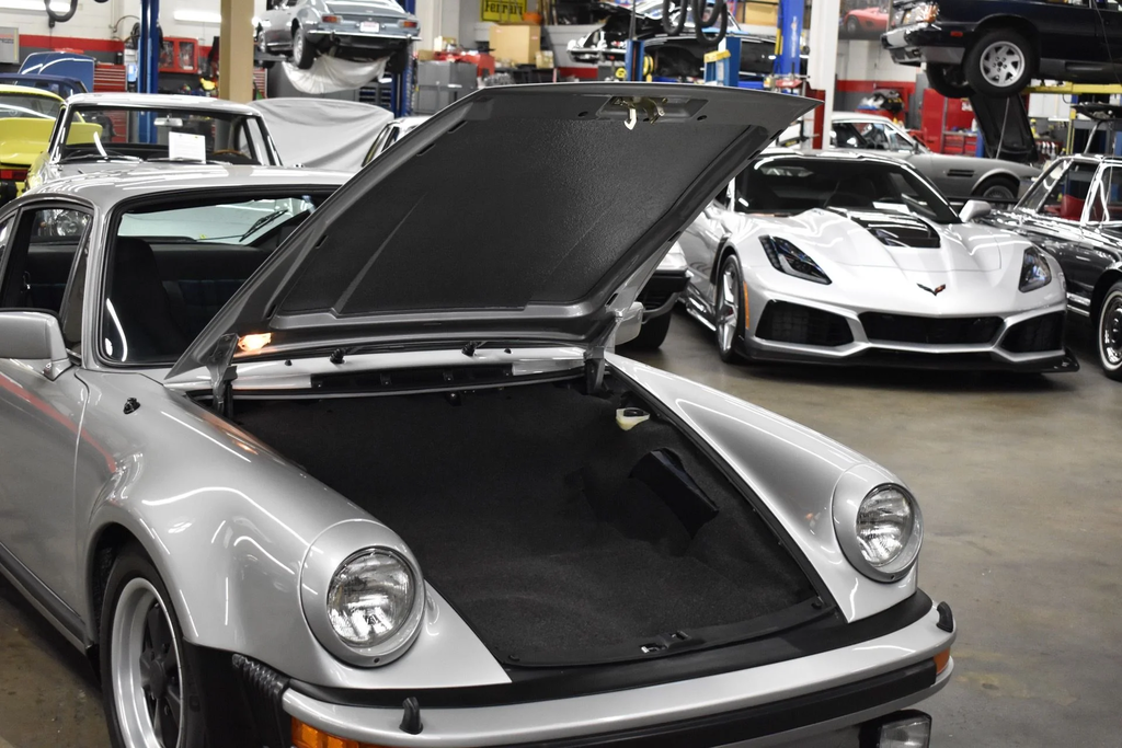 Porsche 911 Turbo 3.0 (US)