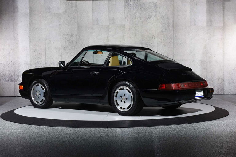 Porsche 964 Carrera 4