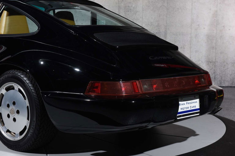 Porsche 964 Carrera 4