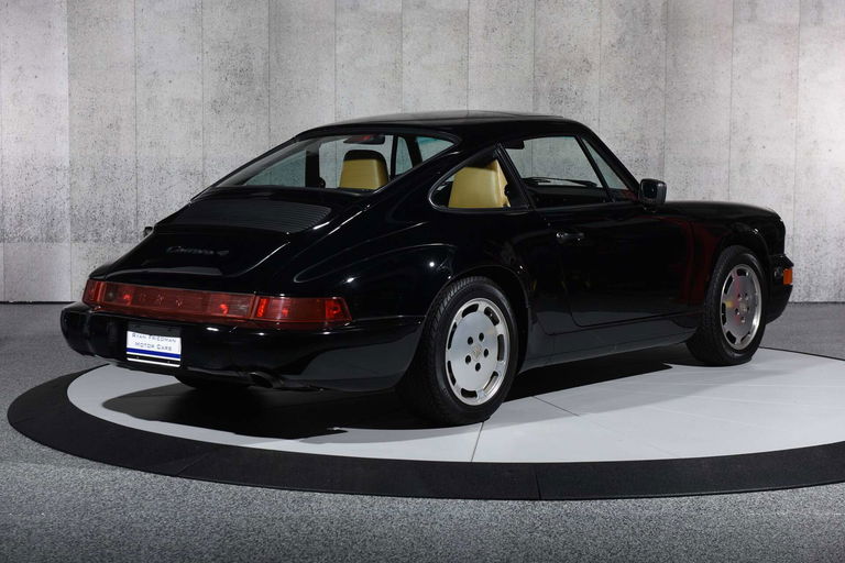 Porsche 964 Carrera 4