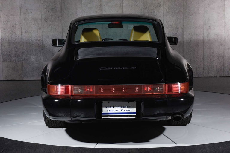 Porsche 964 Carrera 4
