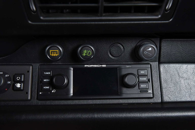 Porsche 964 Carrera 4