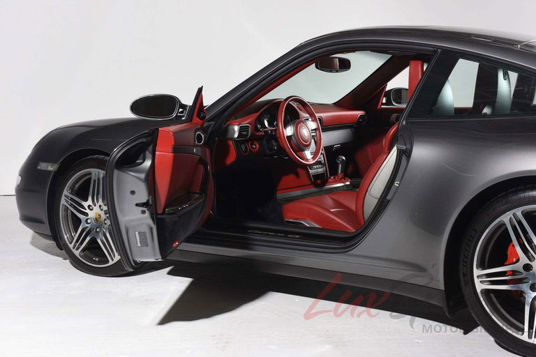Porsche 997 Carrera 4S