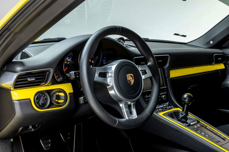 Porsche 991 Carrera